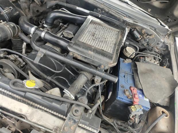 Mitsubishi Airtrek 2005 Gray