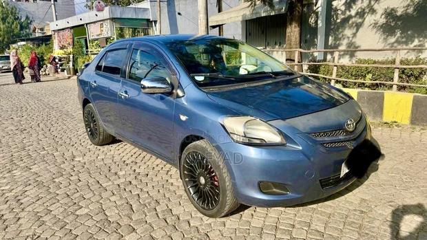 Toyota Yaris 1.0 VVT-i 2007 Blue