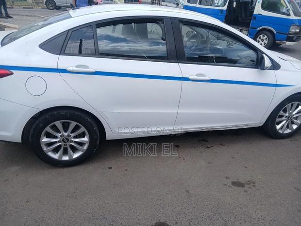 Chery Arrizo 5 2021 White