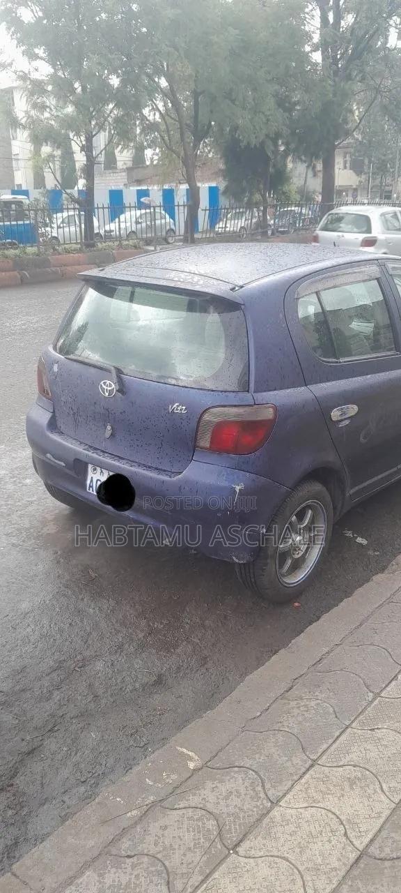 Toyota Vitz 1999