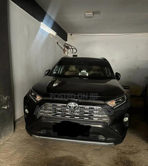 Toyota RAV4 2020 Black