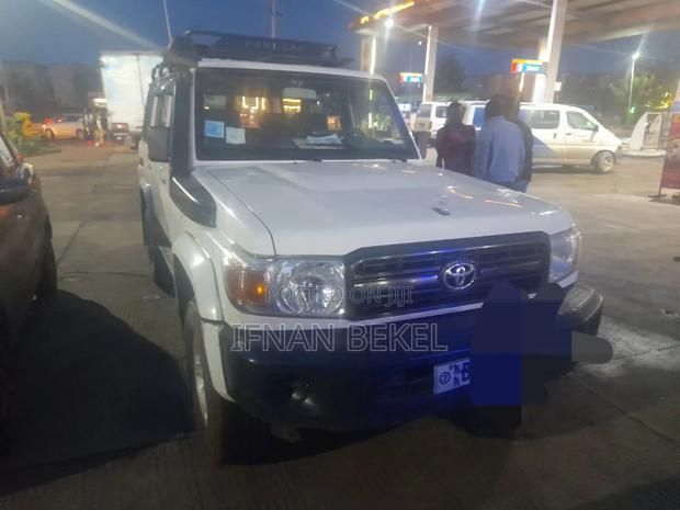 Toyota Land Cruiser 2020 White