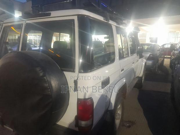 Toyota Land Cruiser 2020 White