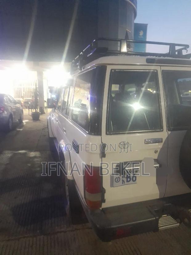 Toyota Land Cruiser 2020 White