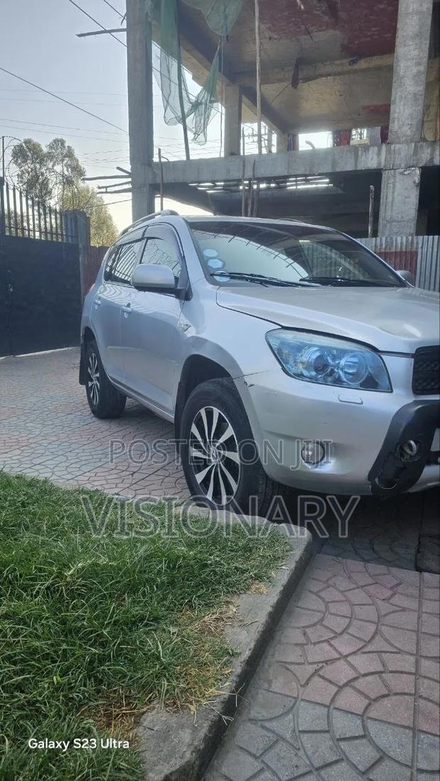 Toyota RAV4 2006 Silver