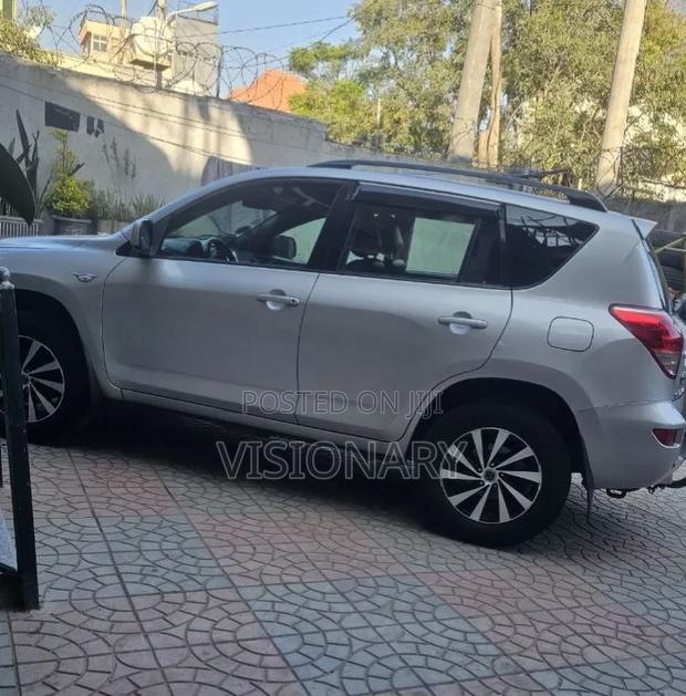 Toyota RAV4 2006 Silver
