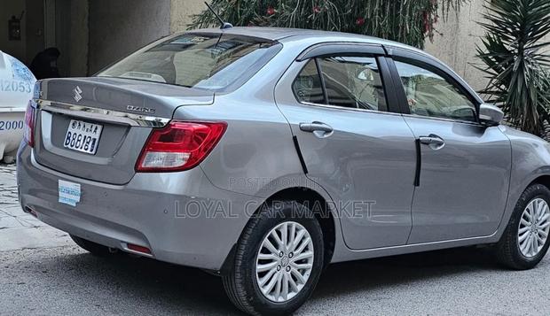 Suzuki Dzire 2021 Silver