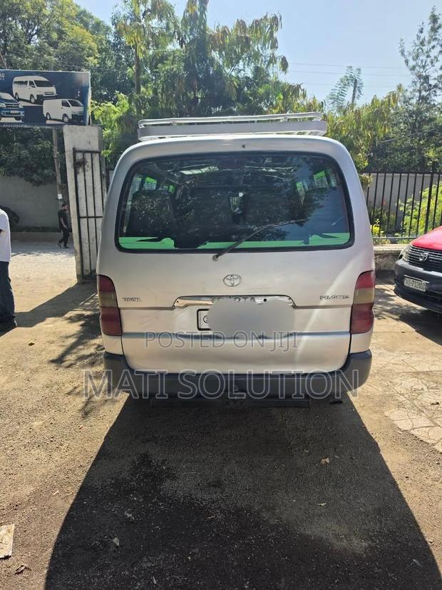 Toyota Hilux 2.5 Cab 2005 Silver