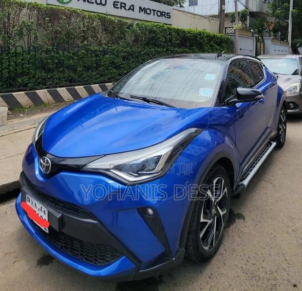 Toyota C-HR 2021 Blue