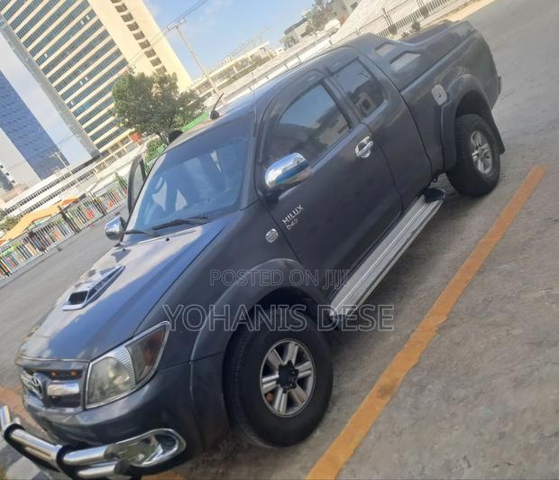 Toyota Hilux 2007 Green