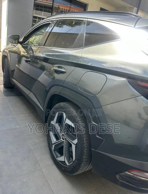 Hyundai Tucson 2021 Green