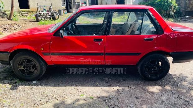 Toyota Corolla 1.3 1986 Red