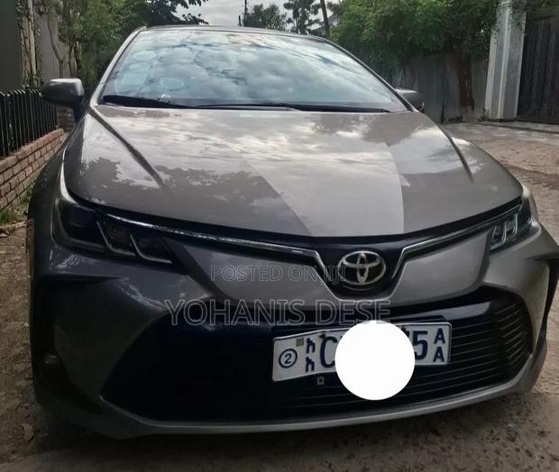 Toyota Corolla 2022 Gray