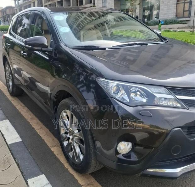 Toyota RAV4 2015 Brown