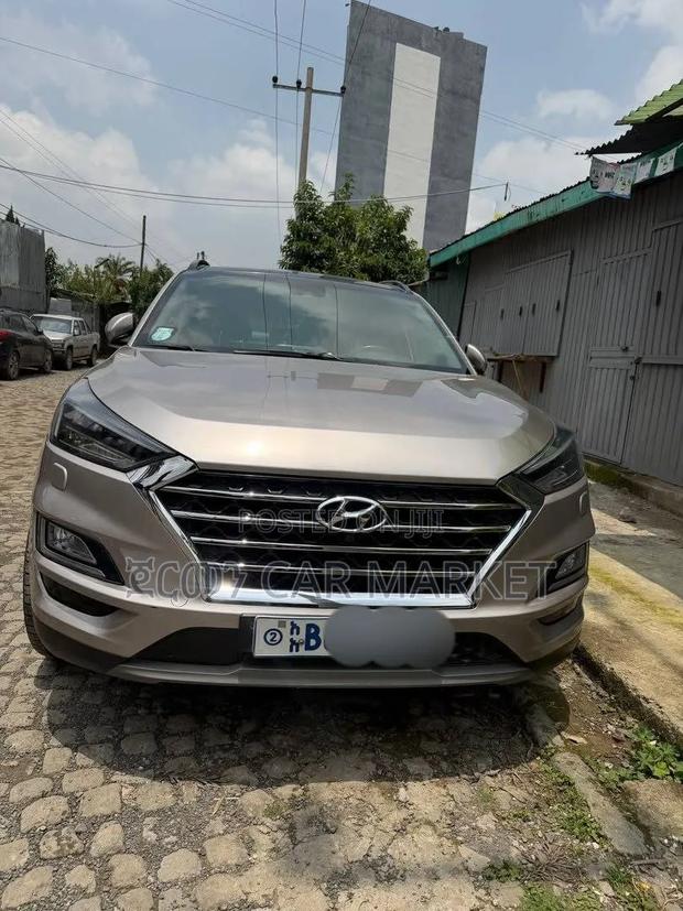 Hyundai Tucson 2020 Gold
