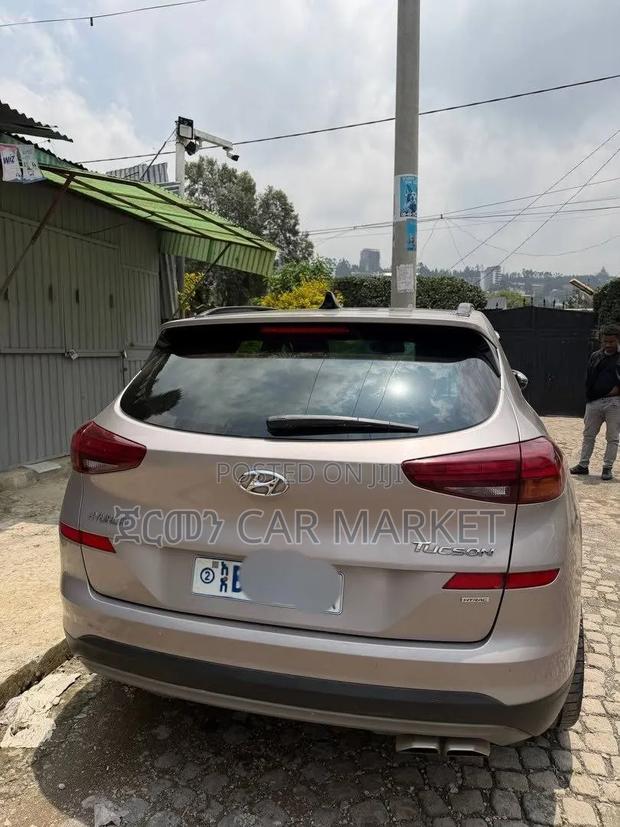 Hyundai Tucson 2020 Gold