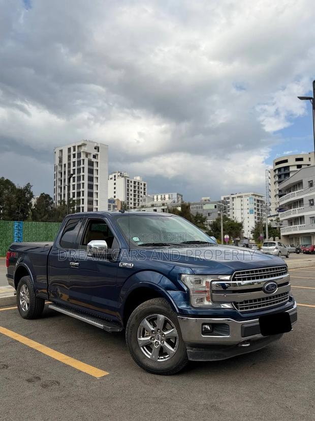 Ford F-150 Lariat 4x2 SuperCab Styleside 6.5 ft. box 145 in. WB 2020