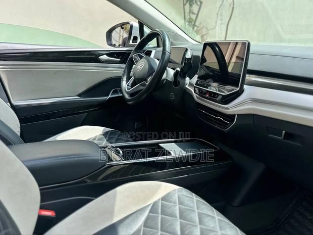 Volkswagen ID.6 2022 White