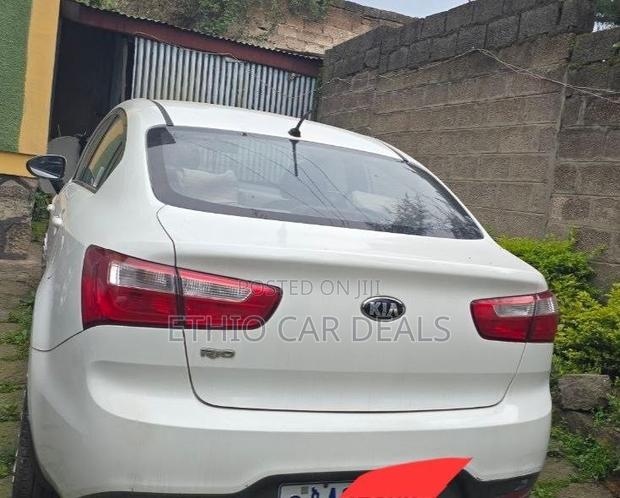 Kia Rio 2012 White