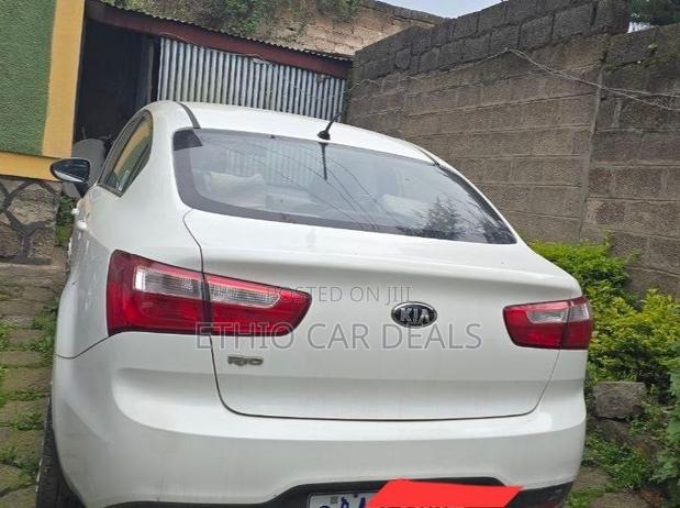 Kia Rio 2012 White