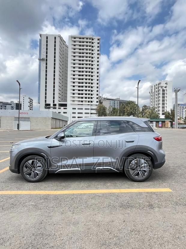 BYD Yuan Up 2024 Gray