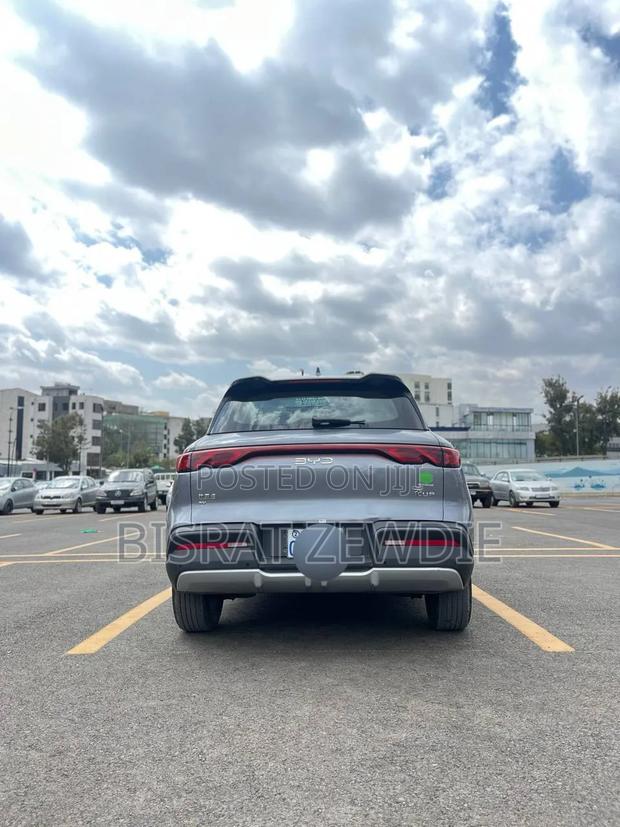 BYD Yuan Up 2024 Gray