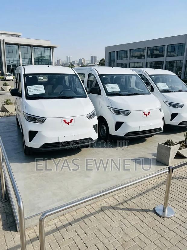 New Wuling Hongguang Mini EV 2025 White