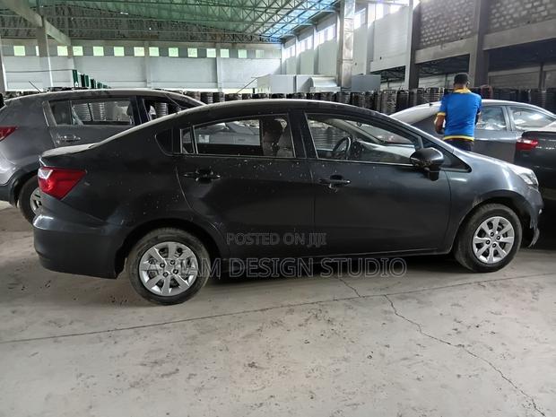 Kia Rio 2017 Gray
