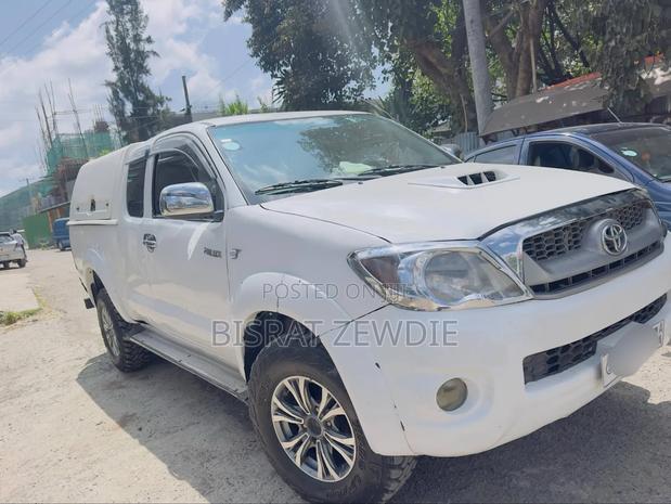 Toyota Hilux 2010