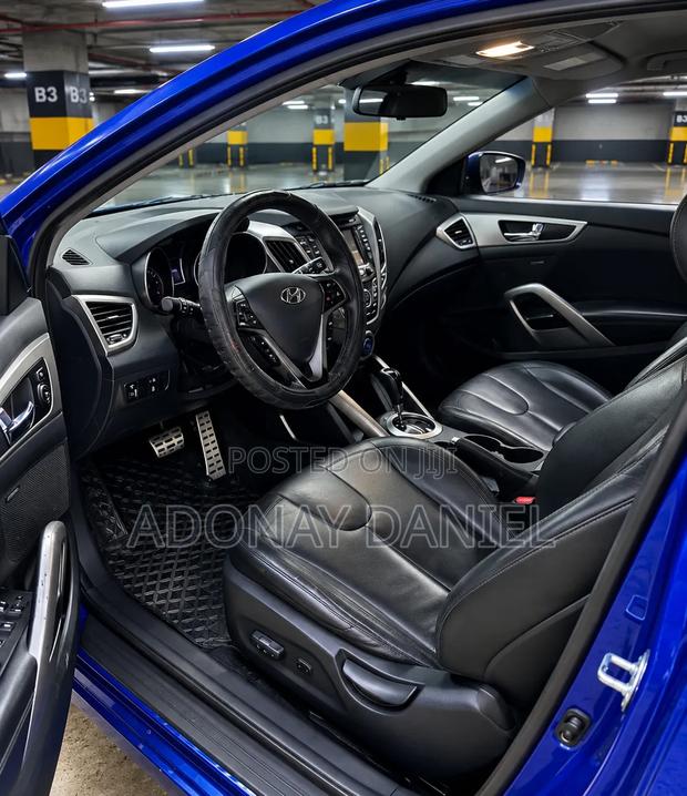 Hyundai Veloster Veloster (Standard) 2013