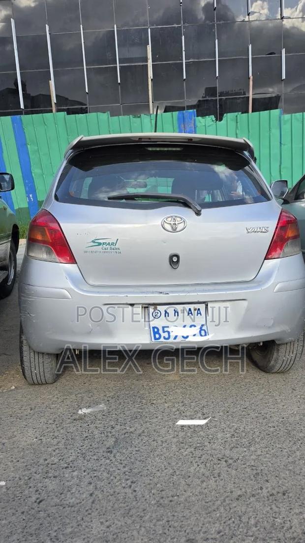 Toyota Yaris 2008 Silver
