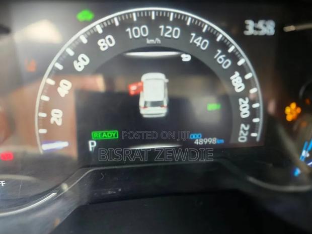 Toyota RAV4 2022 White