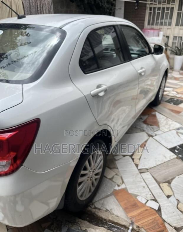 Suzuki Dzire 2022 Gray