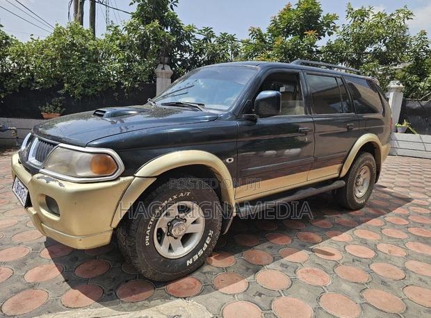 Mitsubishi Pajero 2008 Green