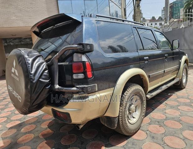 Mitsubishi Pajero 2008 Green