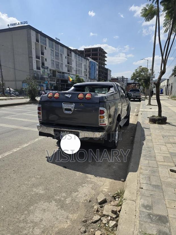 Toyota Hilux 2008 Black