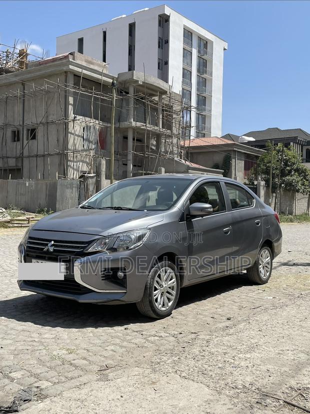 Mitsubishi Attrage 2022 Gray