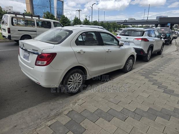 Suzuki Dzire 2021 White