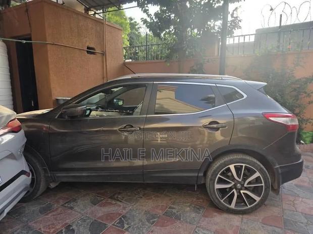 Nissan Qashqai 2018 Gray