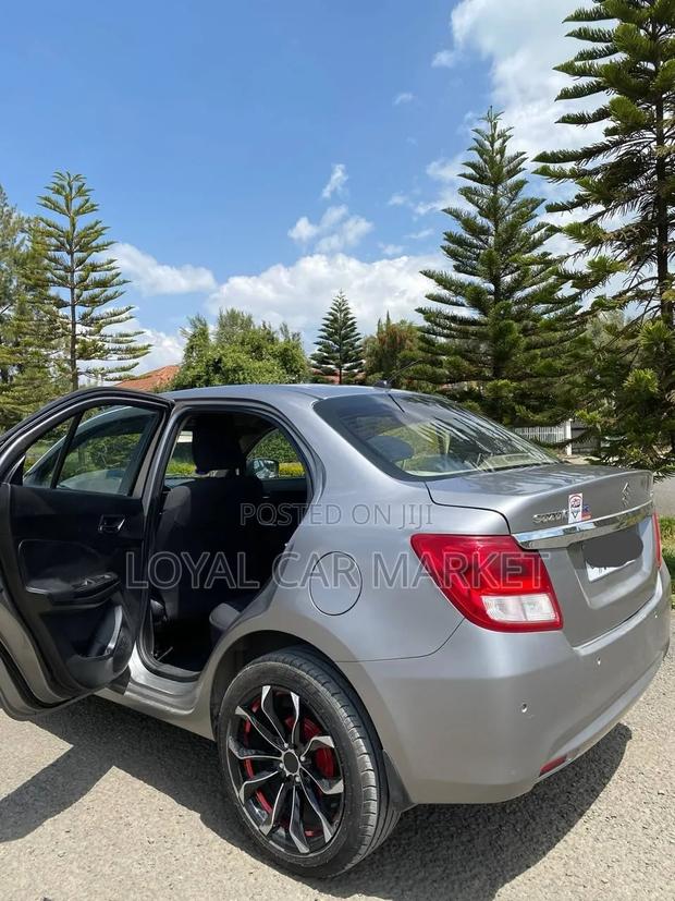 Suzuki Dzire 2022 Silver