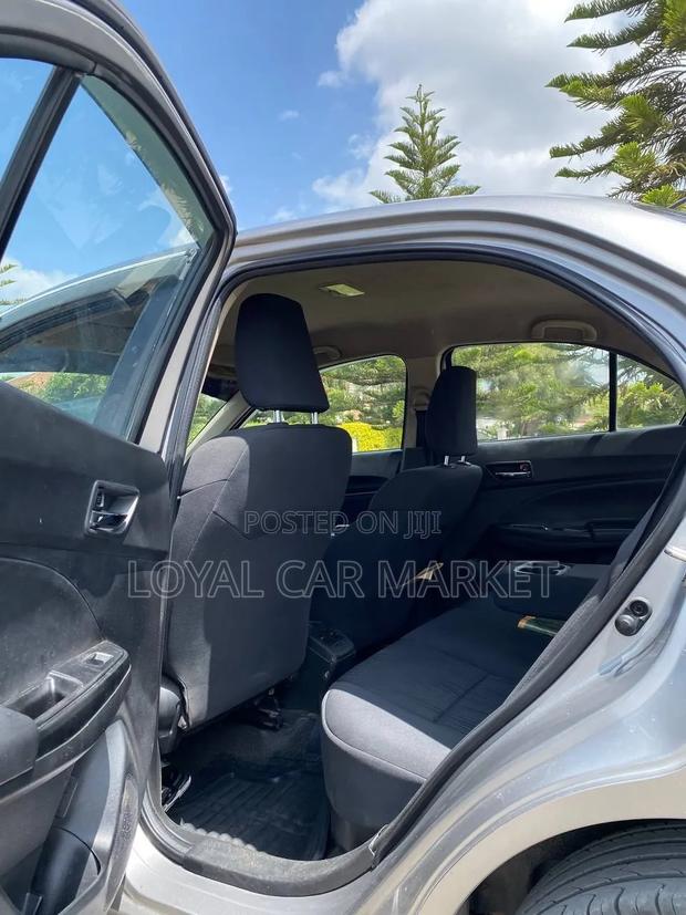 Suzuki Dzire 2022 Silver