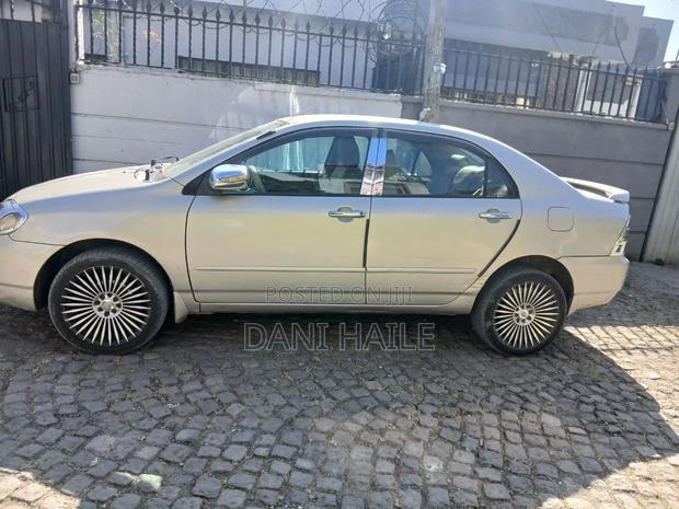 Toyota Corolla 2003