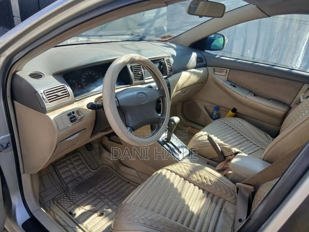 Toyota Corolla 2003