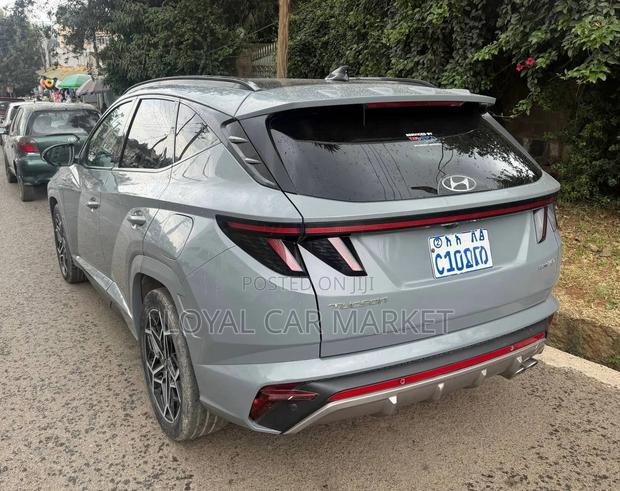 Hyundai Tucson 2022 Gray