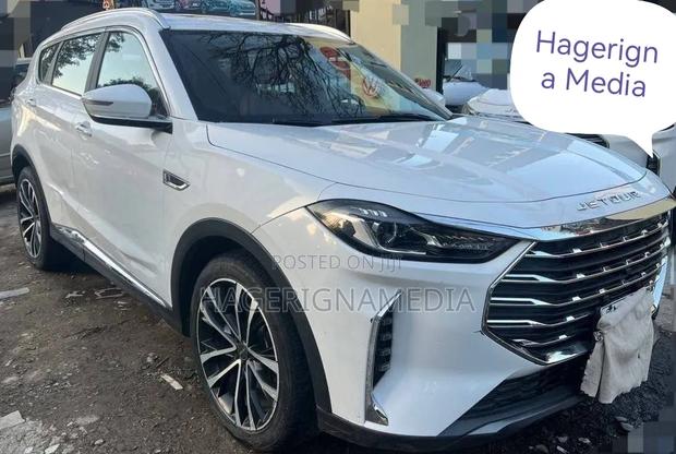Jetour X70 Plus 2022 White