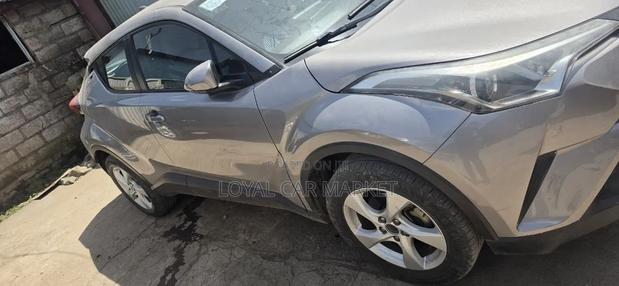 Toyota C-HR 2019 Gray