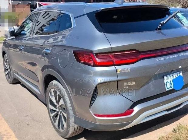 BYD Song Plus 2024 Gray