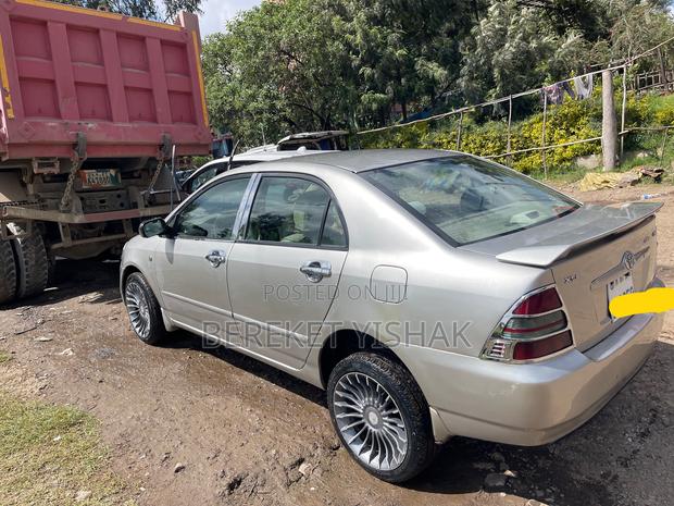 Toyota Corolla Sedan 2003 Ivory
