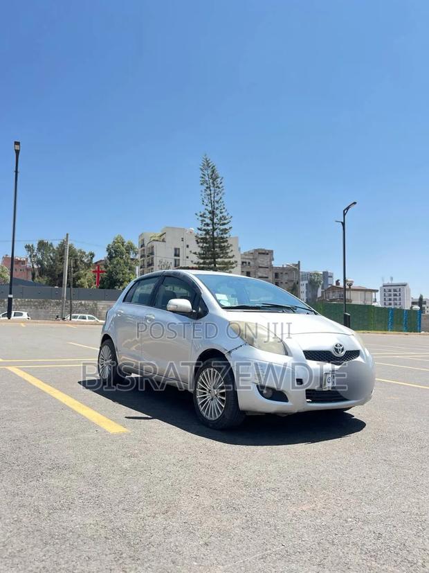 Toyota Yaris 2007 Silver