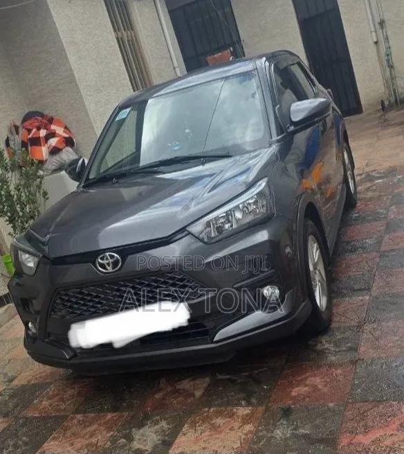Toyota Raize 2022 Gray